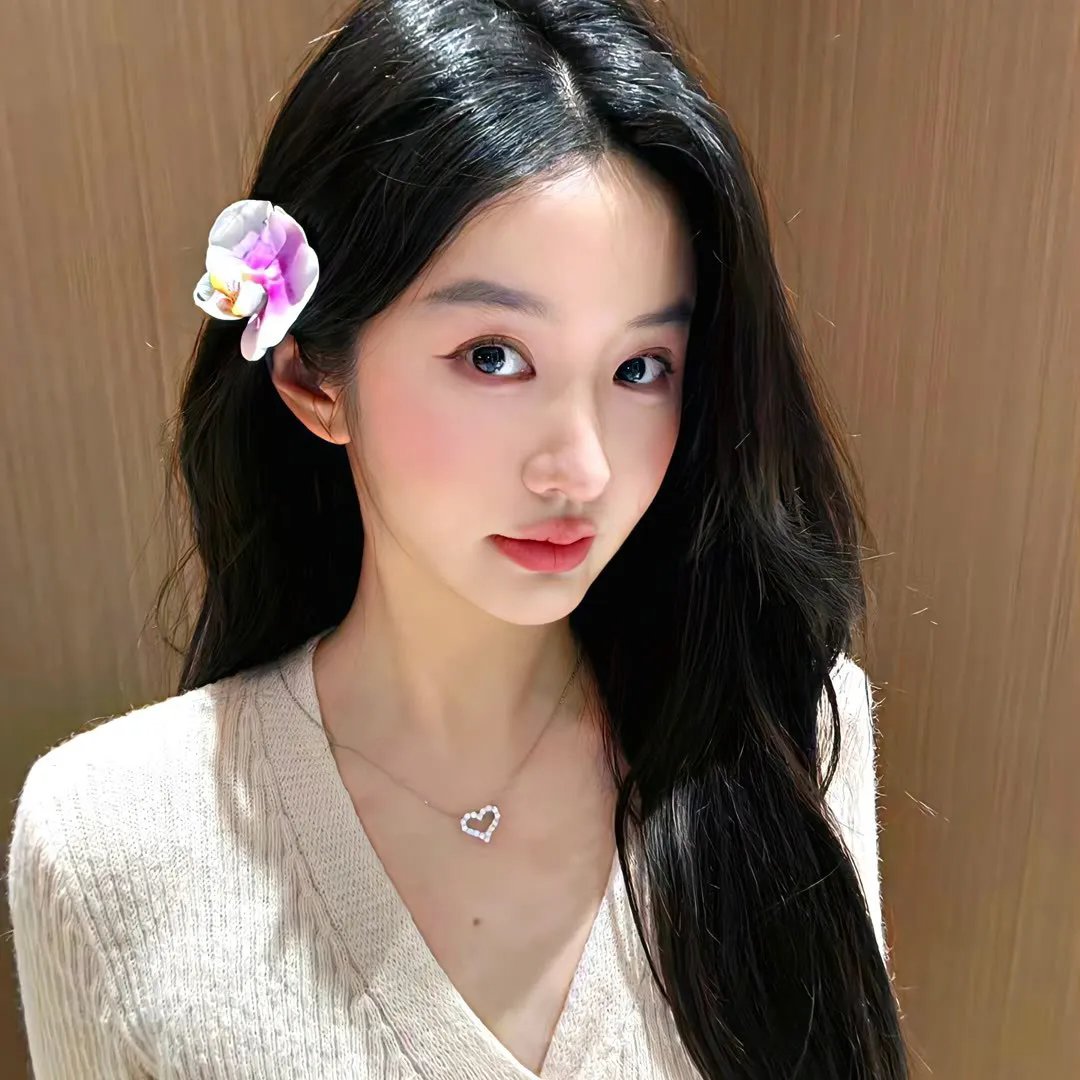 美丽俏佳人